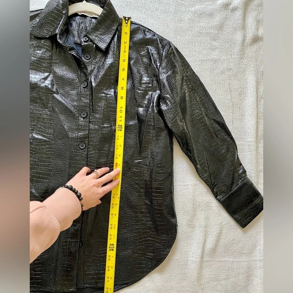 Black Zara Faux Leather Crocodile-Effect Oversized Shirt Jacket  Size Small - Picture 9 of 10